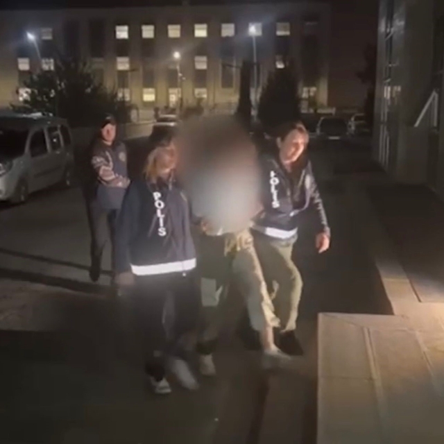 Uşak'ta otomobili çalan şüpheliler yakalandı