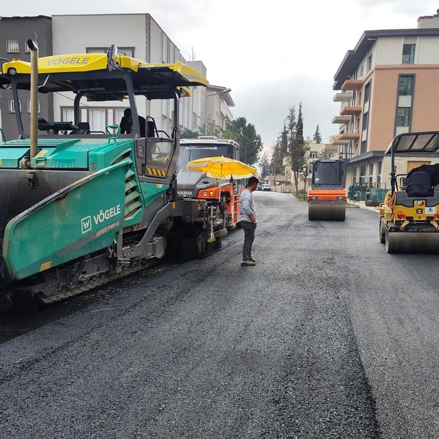 Adıyaman Belediyesi'nden çarşı merkezinde yoğun altyapı mesaisi