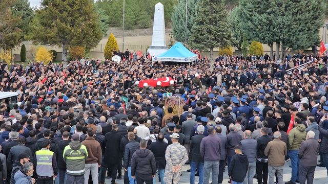 Türkiye şehitlerini uğurluyor