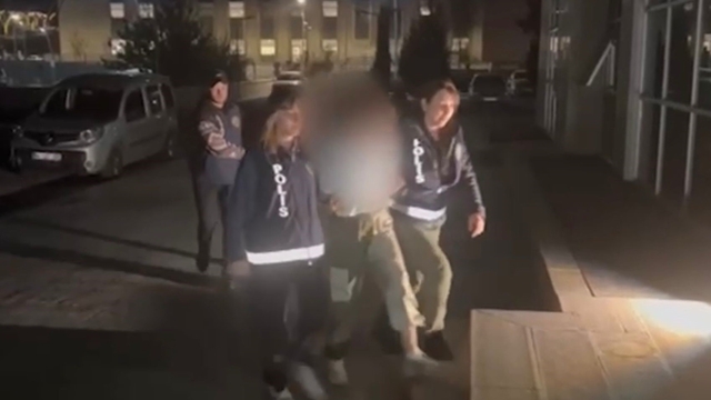 Uşak'ta otomobili çalan şüpheliler yakalandı