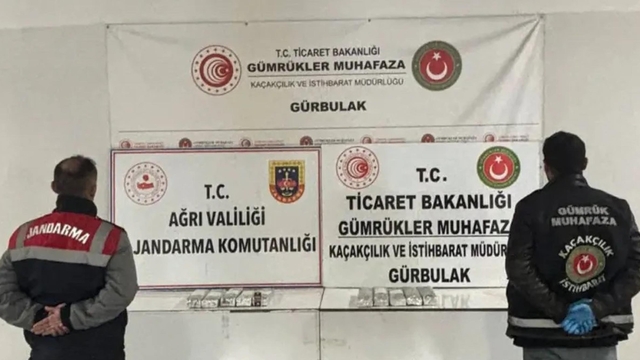 Ağrı'da 2 ayrı TIR'da uyuşturucu ele geçirildi; 2 gözaltı