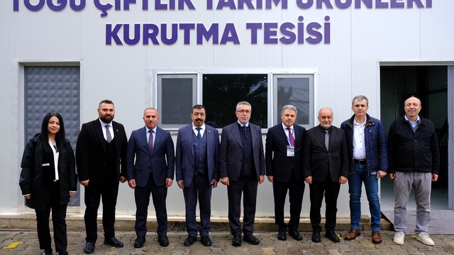 YÖK üyesi Prof. Dr. Murtaza Bedir ile Rektör Prof. Dr. Saffet Köse'den TOGÜ'ye ziyaret