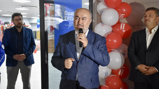 Ordu'da ihtiyaç sahipleri için "Geçici Giyim Mağazası" açıldı