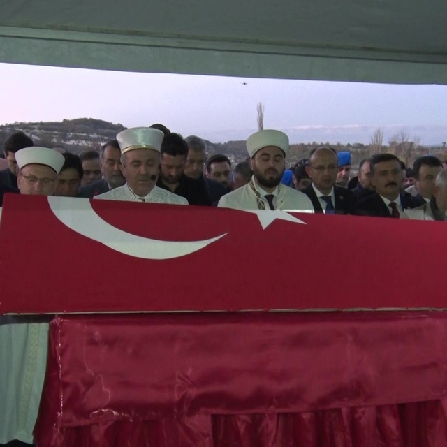 Şehit Astsubay Ramazan Yağız, Bursa'da son yolculuğuna uğurlandı