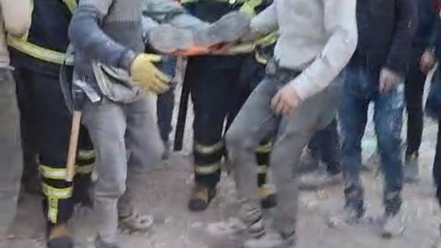 Batman'da beton parçaları inşaat işçilerinin üzerine düştü: 1 ölü, 1 yaralı