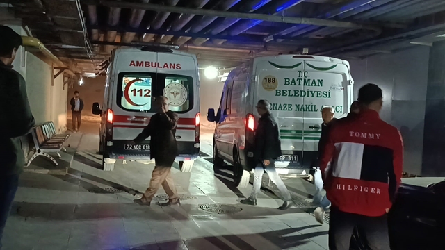 Batman'da beton kalıbı altında kalan şahıs hayatını kaybetti
