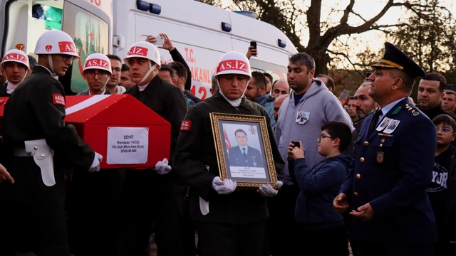 Türkiye şehitlerini uğurluyor