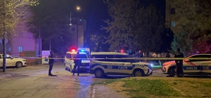 Boşanma aşamasında olduğu karısını bıçaklayarak öldürdü