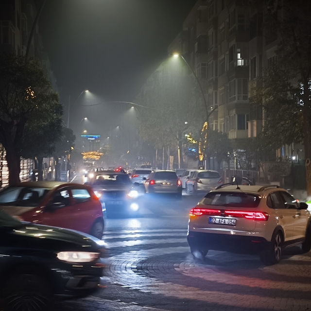 Keşan'da sis etkili oldu, hava kirliliği arttı