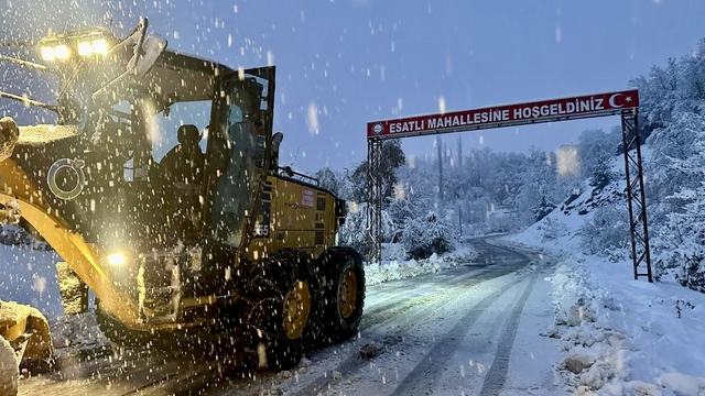 Ordu-Sivas kara yolu kar nedeniyle ulaşıma kapandı
