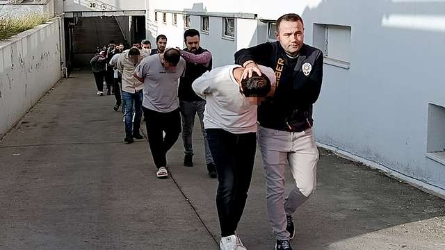 Sazan sarmalı yöntemiyle dolandırdı; 'Birbirinize zarar vermeyin' mesajı ile helallik istedi