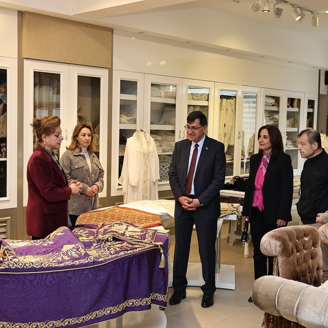 Kütahya Belediye Başkanı Kahveci'den kültürel üretime destek