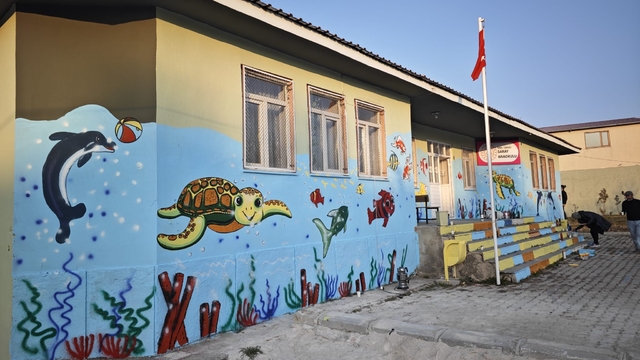 Van Güzel Sanatlar Lisesinden anaokuluna renkli dokunuş