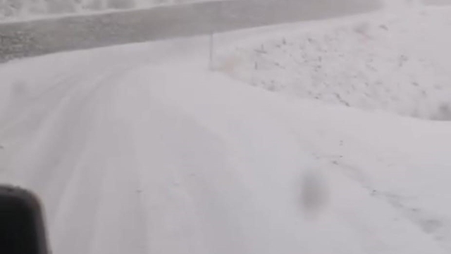 Tunceli'de, kar yağar yağmaz mücadele başladı