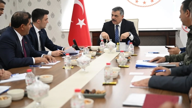 Vali Çiftçi, Horasan'da