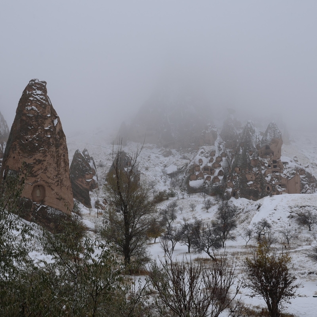 Kar Kapadokya'ya çok yakıştı