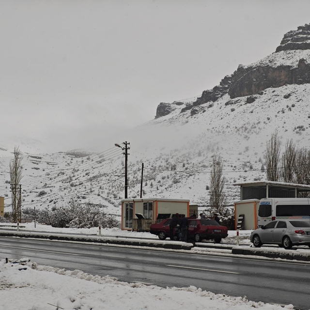 Malatya'da sağanak ve kar yağışı etkili oluyor