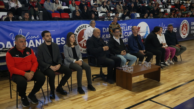 Uluslararası Dardanelles Cup Karate Şampiyonası Çanakkale'de başladı