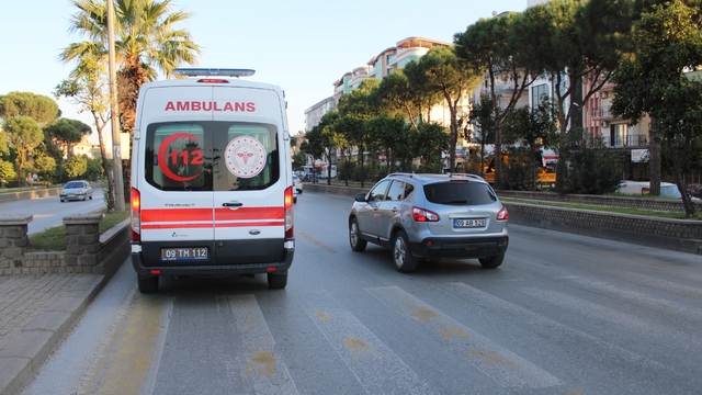 Otomobilin çarptığı yaşlı adam yaralandı