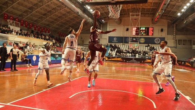 Türkiye Basketbol Ligi: Kocaeli BŞB Kağıtspor: 61 - Bandırma Bordo Basketbol: 82