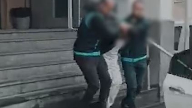 Boşanma aşamasındaki eşini bıçaklayarak öldüren koca, tutuklandı