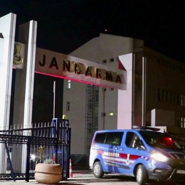 Kırşehir'de 33 bin litre sahte akaryakıt ele geçirildi: 3 gözaltı