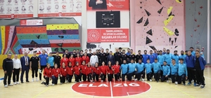 Elazığ hentbolu Türkiye gündeminde: 14 sporcudan ulusal başarı