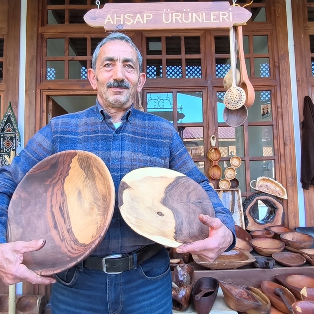 Bir asırlık emeğin izinde: Atık ağaçlardan sanata uzanan yol