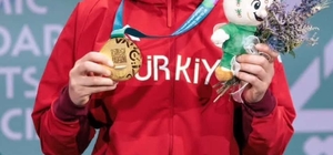 Riyad'dan Kayseri'ye 1 altın, 1 bronz geldi