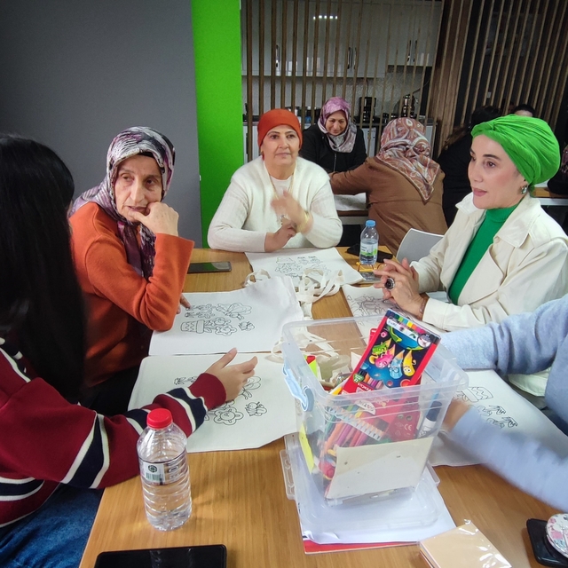 Yozgat'ta kanser hastalarına moral dolu bir gün yaşatıldı