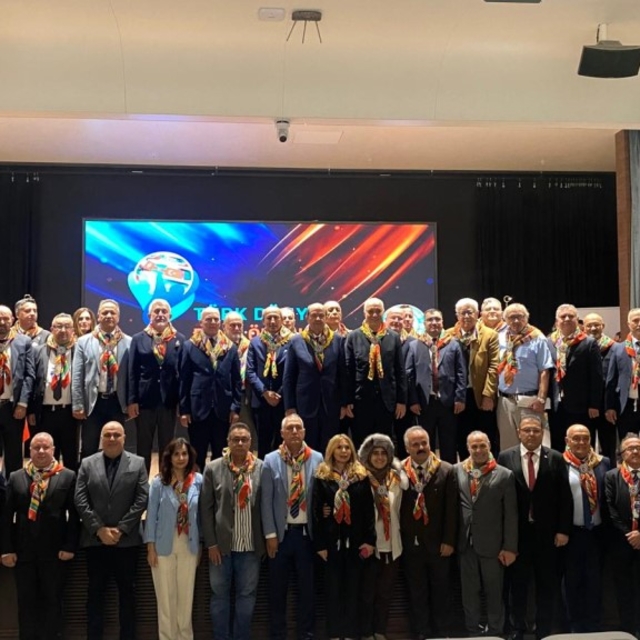 BUÜ'lü akademisyene 'Türk Dünyası Bilim Ödülü'