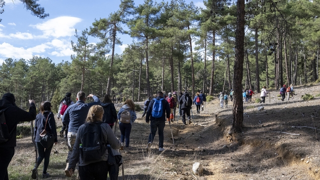 'Tarihi Kilikya Yolu Yürüyüşü'ne yoğun ilgi sürüyor
Kilikya Yolu Yürüyüşü Çamlıyayla'da vatandaşların katılımıyla gerçekleşti