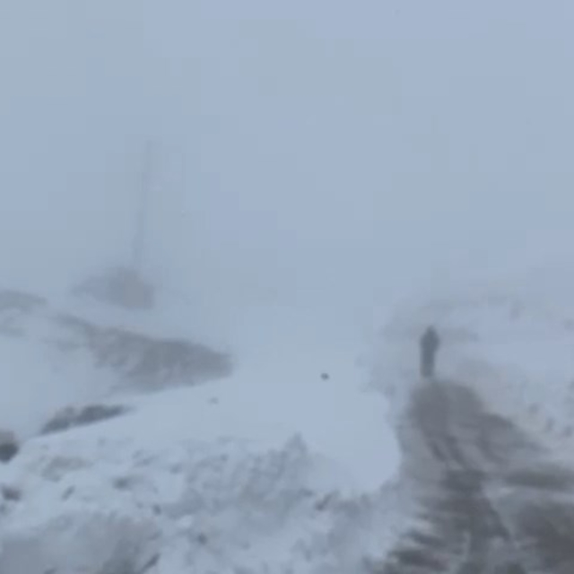 Şırnak'ta kardan kapanan 6 köy yolu ulaşıma açıldı