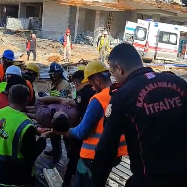 Kahramanmaraş'ta inşaatta iskele çöktü: 1 yaralı