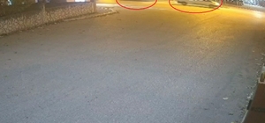 Otomobilin minibüse çarptığı kaza kamerada; 3 yaralı