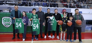 Sakarya Büyükşehir, parkeden 89-60 galip ayrıldı