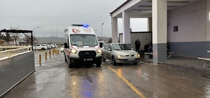 Siverek'te Otomobil ile Traktör Çarpıştı: 5 Yaralı