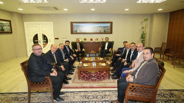 AK Parti İstanbul İl Başkanı Özdemir'den, Karabük Belediye Başkanı Çetinkaya'ya ziyaret