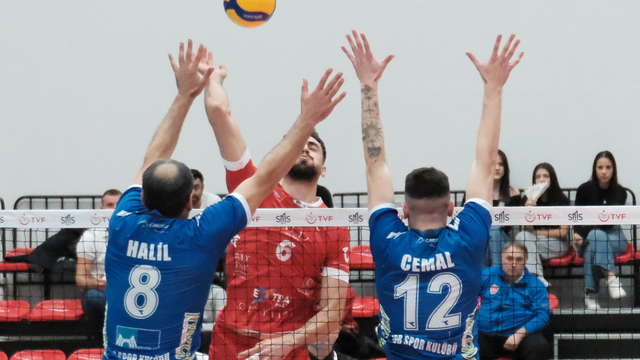 Voleybol: SMS Grup Efeler Ligi