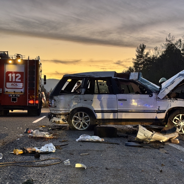 Mantar toplama dönüşü feci kaza: 2 ölü, 7 yaralı
Kontrolden çıkıp taklalar...
