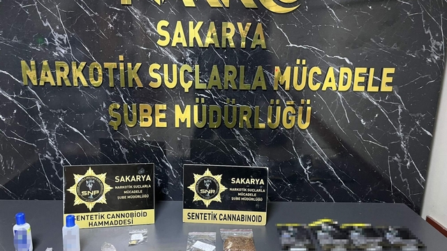 Sakarya polisinden 3 ilçede uyuşturucu operasyonu: 4 gözaltı