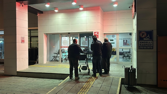 Kastamonu'da 15 kişi gıda zehirlenmesi şüphesiyle hastaneye başvurdu