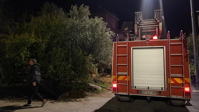 Serik'te korkutan ev yangını