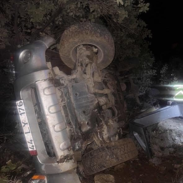 Mardin'de devrilen pikapta 2'si çocuk 6 kişi yaralandı