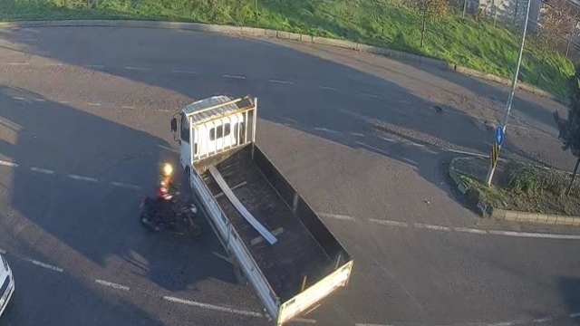 Tekirdağ'da 3 kişinin yaralandığı iki ayrı motosiklet kazası görüntülendi