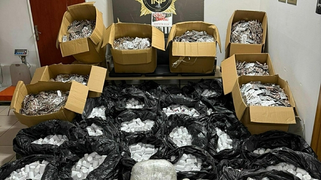 İzmir'de uyuşturucu operasyonu: 2 gözaltı