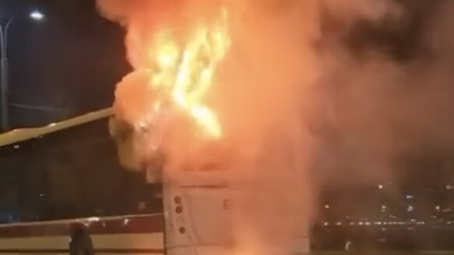 İzmir'de belediye otobüsünde yangın