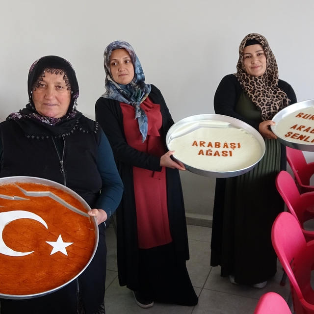 250 tepsi hamur döküldü, 5 kazan arabaşı çorbası birlik beraberlik için kay...