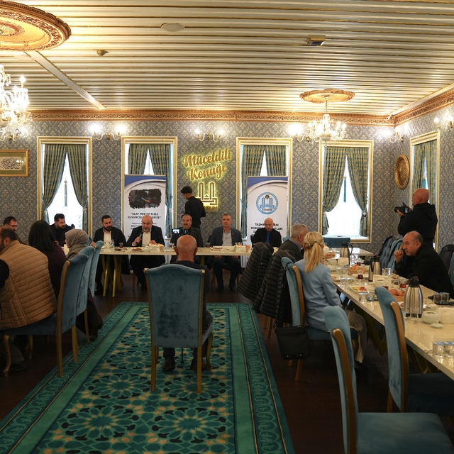 Erzurum'da "Alay Mektep Elele, Kuyumculukta İleriye" projesinin lansmanı ya...