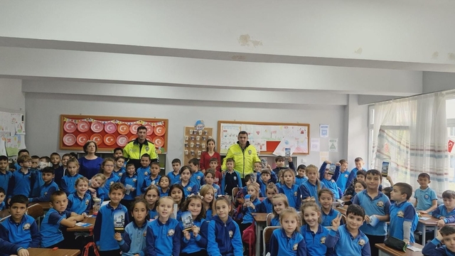 Kırklareli'nde öğrencilere "Trafik Dedektifleri" eğitimi verildi